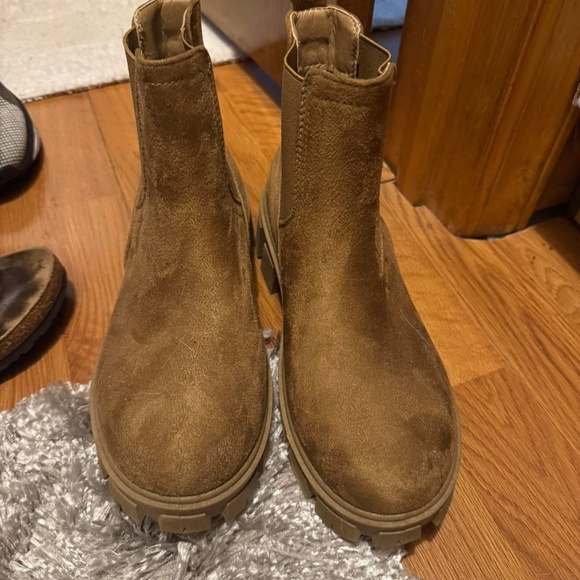 Sugar n Jade boots - Picture 3 of 3